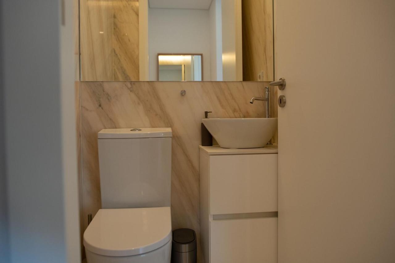 Spacious Studio W/ Balcony & Ac By Lovelystay بورتو المظهر الخارجي الصورة